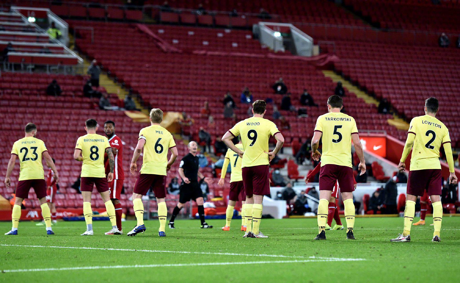 詹姆斯自己 詹姆斯自己