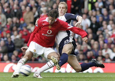 队训练中重 队训练中重